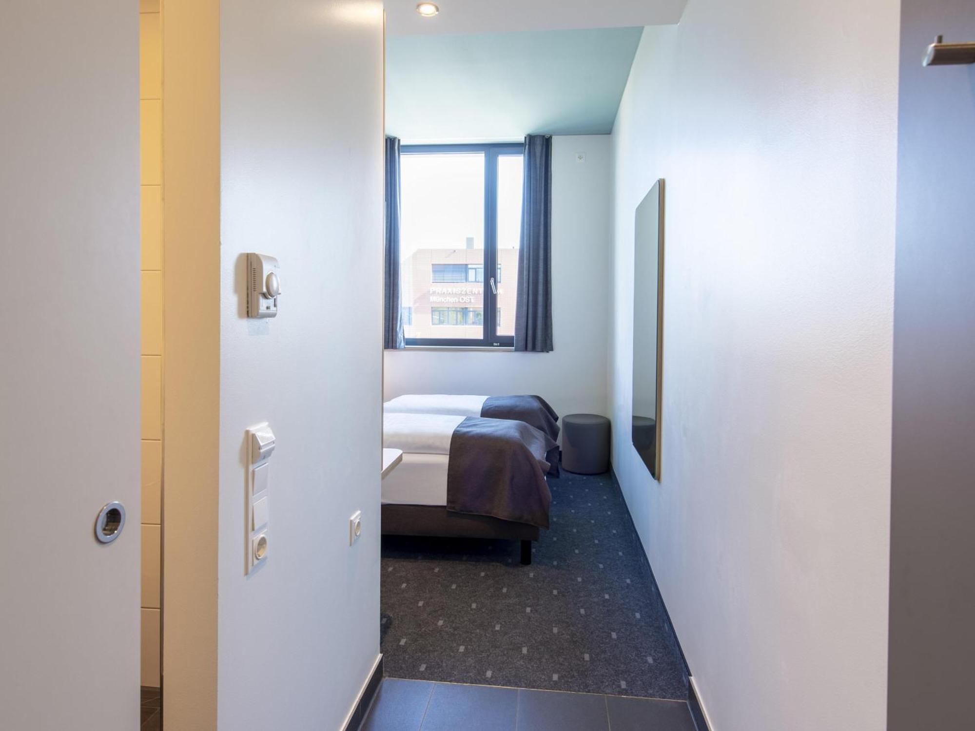 B&B Hotel Muenchen-Trudering מראה חיצוני תמונה