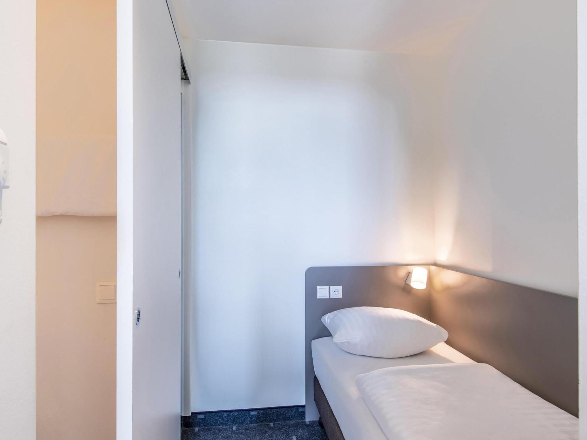 B&B Hotel Muenchen-Trudering מראה חיצוני תמונה